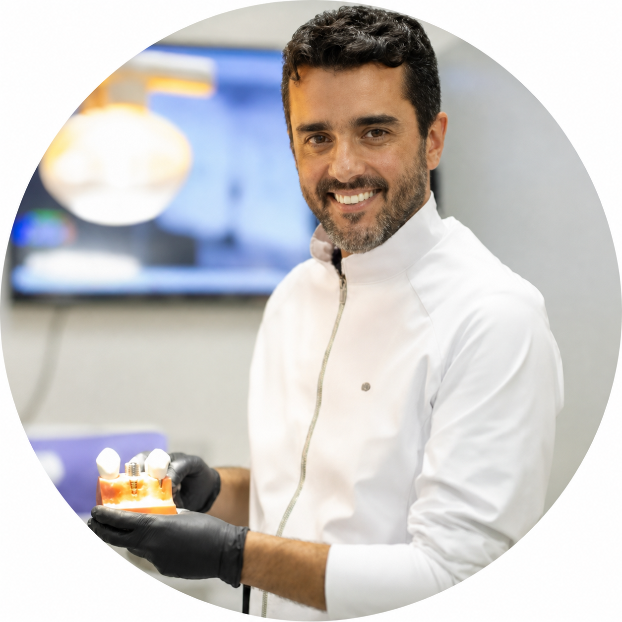Dr. Dilson Coimbra em ambiente clínico